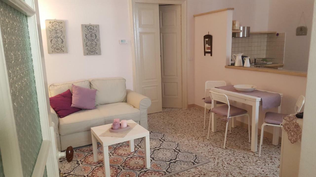 Maison De Famille Acerenza Екстериор снимка