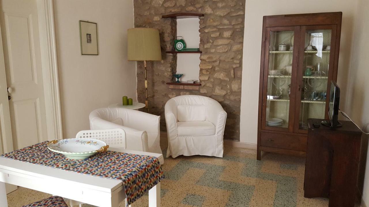 Maison De Famille Acerenza Екстериор снимка