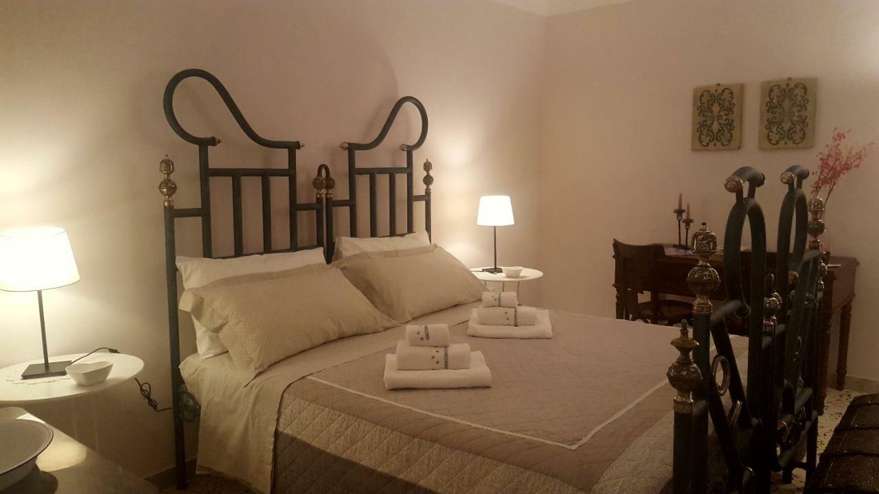 Maison De Famille Acerenza Екстериор снимка